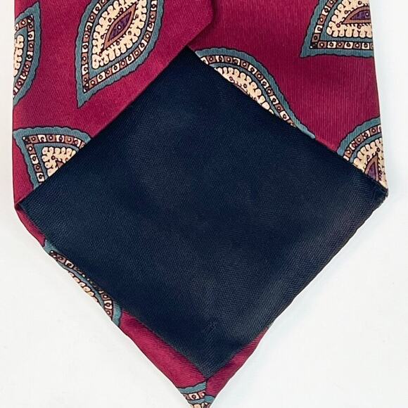 Stafford Paisley Print Mens Neck Tie Red Green 100% Silk Made in USA - Picture 6 of 7